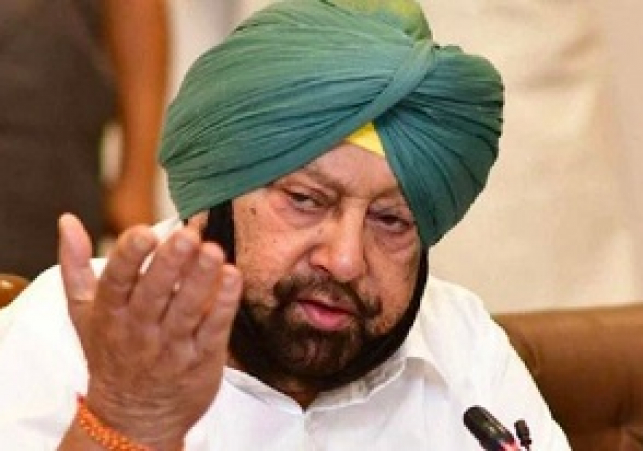 Capt Amarinder lashes out at an out of job Hairsh Chdaudhary 