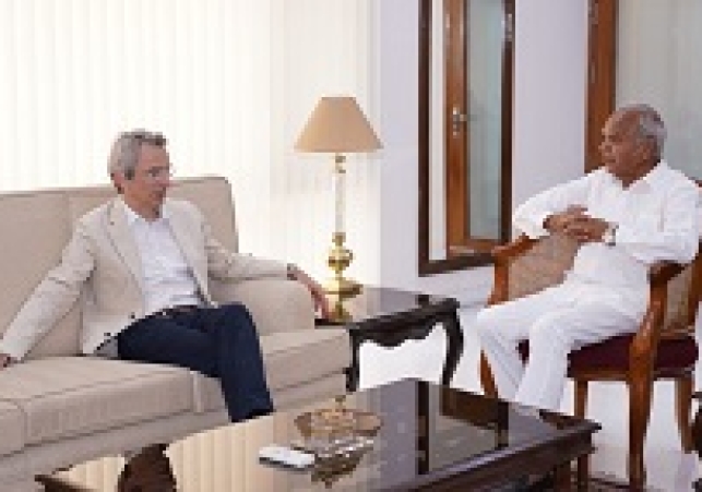 French Ambassador meets Banwarilal Purohit