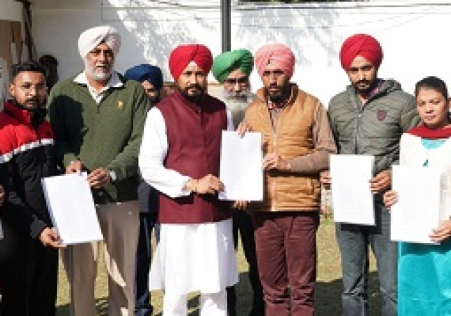 PUNJAB CM HANDS OVER APPOINTMENT LETTERS TO 11 FAMILY MEMBERS OF FARMERS LOSING THEIR LIVES IN ANTI FARM LAW MOVEMENT