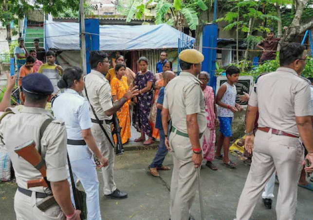 Security arrives to intervene after tension between two political groups during panchayat elections in North 24 Pargana district of West Bengal