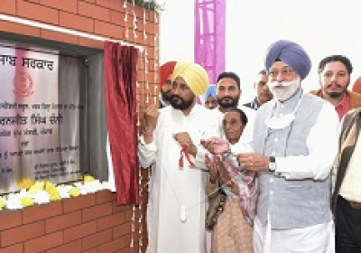 PUNJAB CM LAYS FOUNDATION STONES OF SLEW OF DEVELOPMENT PROJECTS WORTH RS. 127 CRORE AT KHARAR