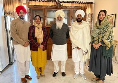 DERA BEAS CHIEF BABA GURINDER SINGH DHILLON CALLS ON CM CHANNI