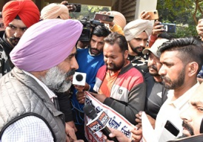 PARGAT SHOWS MIRROR TO KEJRIWAL ON EDUCATION SYSTEM IN PUNJAB