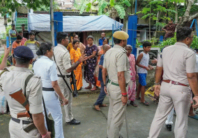 Security arrives to intervene after tension between two political groups during panchayat elections in North 24 Pargana district of West Bengal